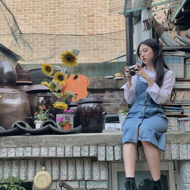 레트로한 서촌의 무드를 가득 담은, 서울 ‘대오서점’