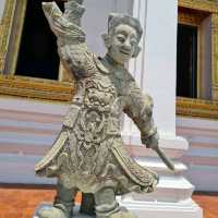 วัดเสาชิงช้า