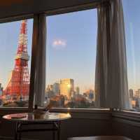 東京タワーが目の前に見えるホテル