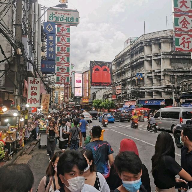 Yaowarat Road