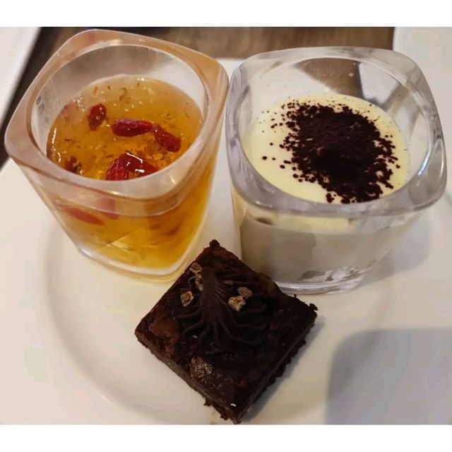 金鐘萬豪酒店嘈到似酒樓