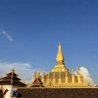 พระธาตุหลวงนครเวียงจันทน์ โครตสุด📍