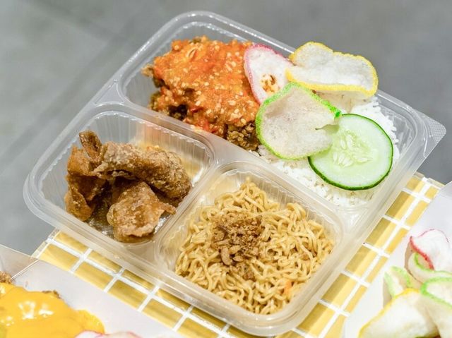 حلال Halal Chicken 🐓 Geprek - Papa Ayam
