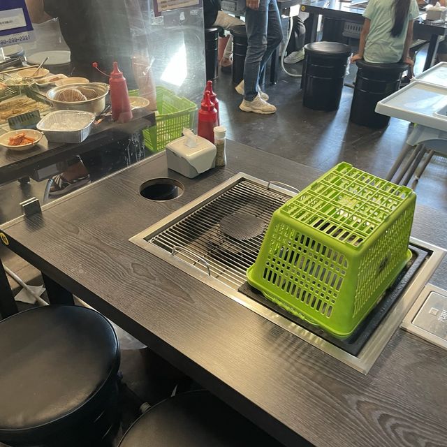 부산 조개구이 무한리필 ‘조개창고’