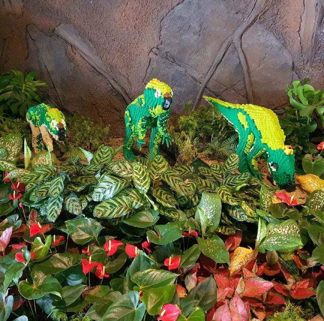 Singapore Zoo - Brickosaurs: Land Before Time