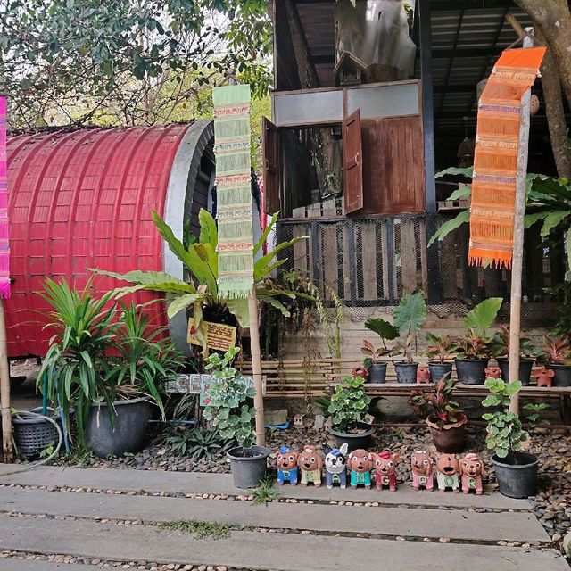 บ้านเพียงพอ โฮสเทล เกาะหลีเป๊ะ