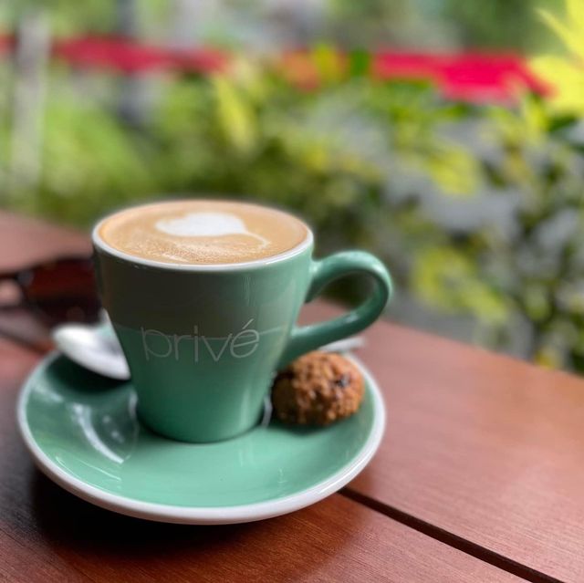 Great Coffee at Privé Botanic Gardens 