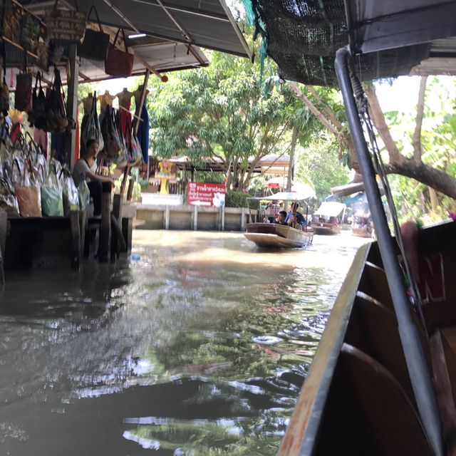丹嫩莎朵水上市場 Floating Market Dumnoen Saduak