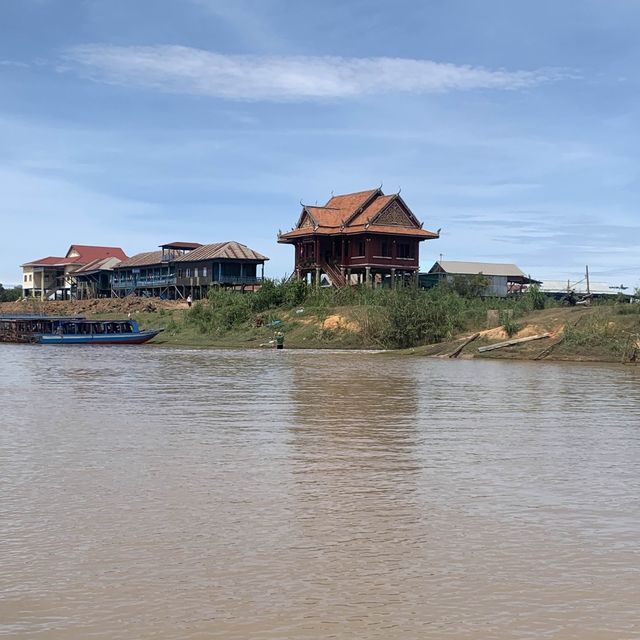 Remarkable Kompong Phluk Floating Village 