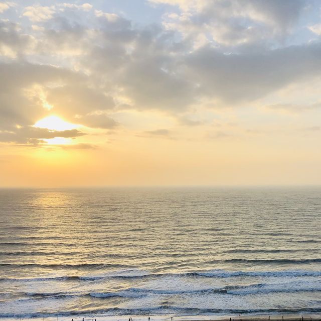 Sunrise to Sunset - Beach View 