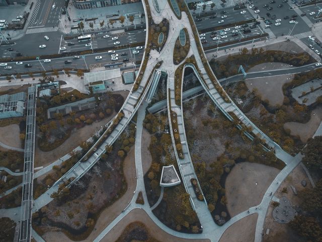 Suzhou from above, The gate of the Orient