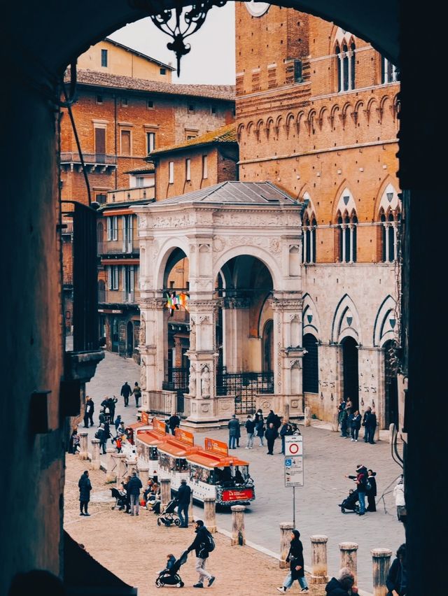 Italy | Florence's archenemy | Siena