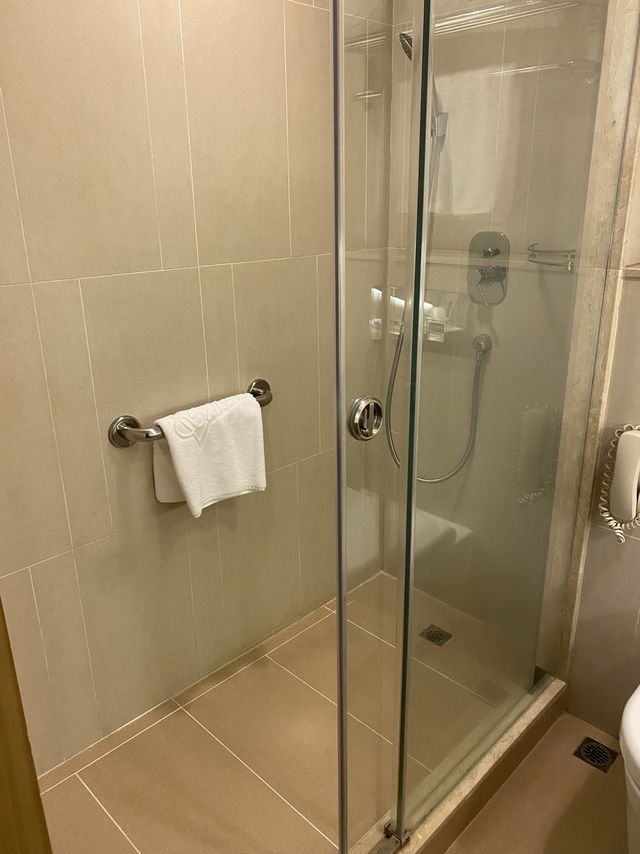 尖沙咀小半島 港青酒店