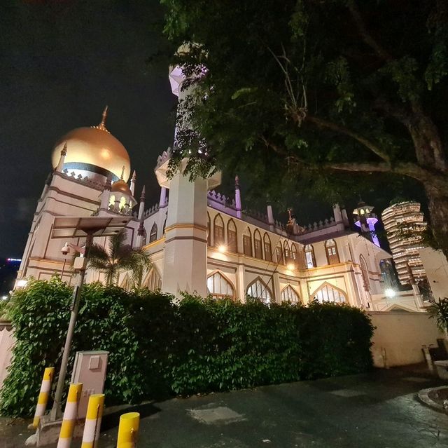 มัสยิดสุลต่าน
(Sultan Mosque)