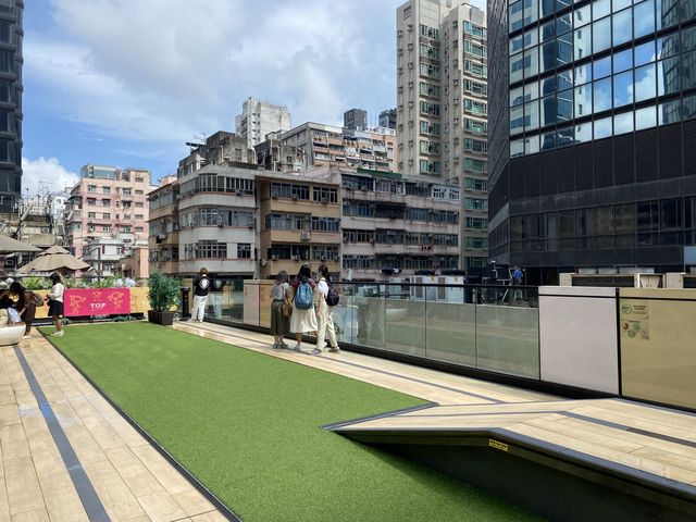 旺角石屎森林中的空中花園