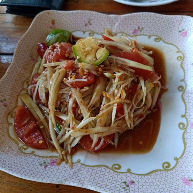 มาถึงอุดรทั้งทีต้องกินส้มตำอุดรที่เลื่องลือ