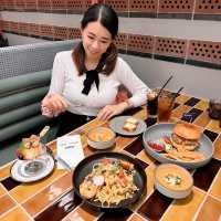 輕工業風•特色西餐• Burger店