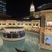 Venice Grand Canal Mall Manila Philippines 