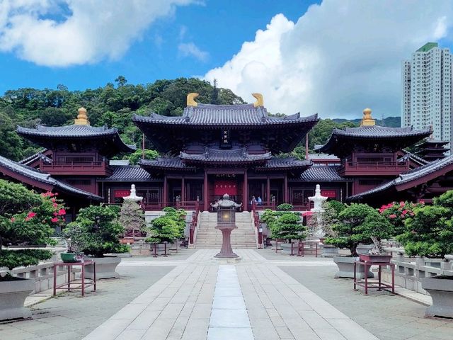 志蓮淨苑 鬧市中的一片平靜