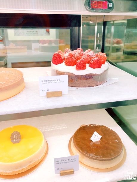 夢幻少女必打卡甜點店!1% bakery 台中黎明店 夢幻少女必打卡甜點店!1% bakery 台中黎明店