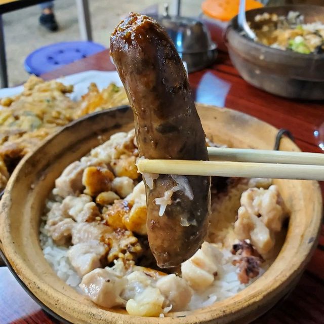 帳篷下的煲仔飯