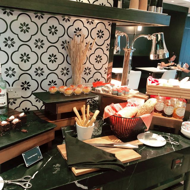 GEM Service at Crystal Club Lounge
