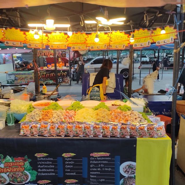 tonsai market
