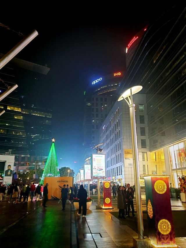 Cyber Hub 여기도 인도! 🇮🇳