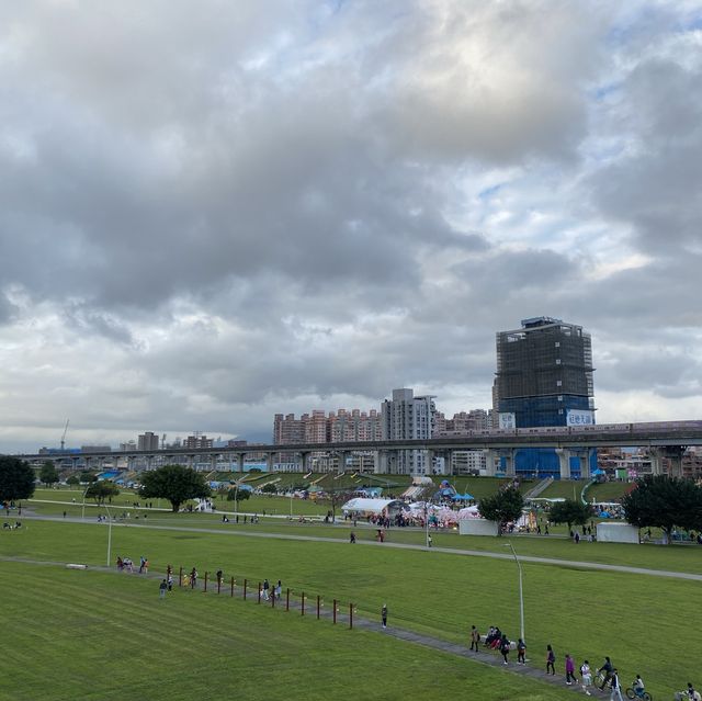 《新北》三重 新北都會公園～