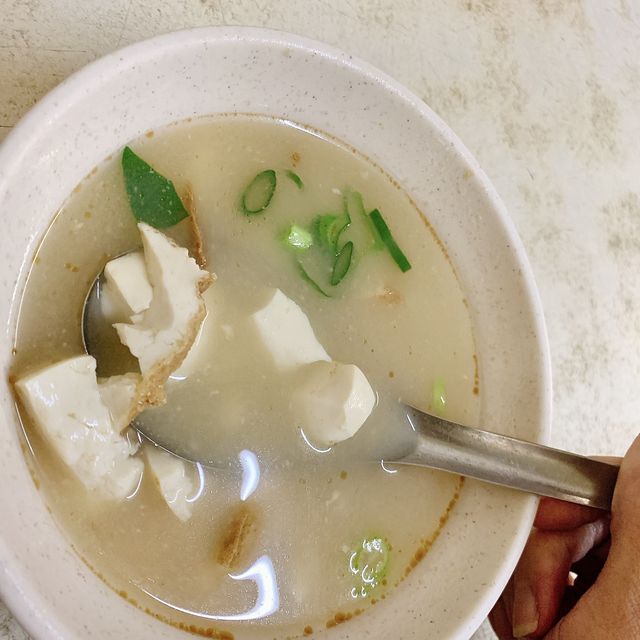 嘉義西區火雞肉飯推薦｜阿溪火雞肉飯，清晨就好多人喔❤️‍🔥