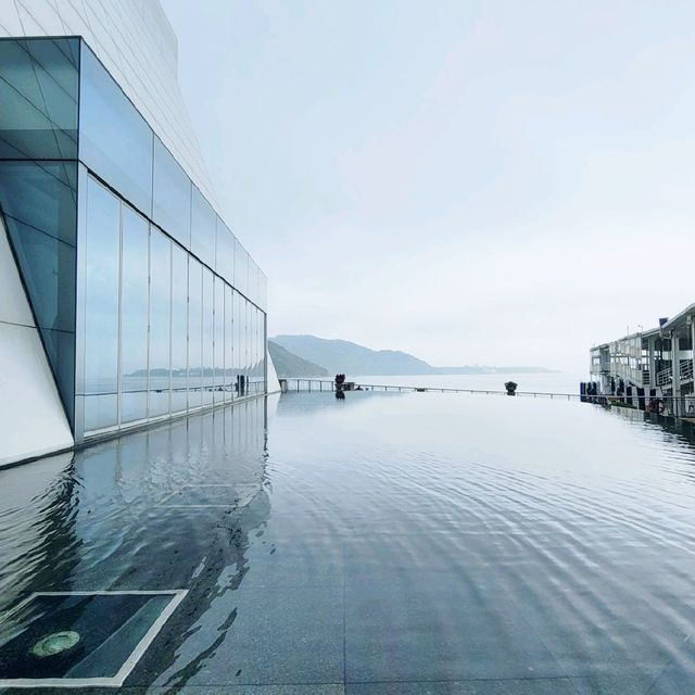 離島好去處 ～ 愉景灣海濱白教堂 