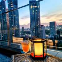 เปลี่ยนบรรยากาศ ไปพักผ่อนกลางใจเมือง