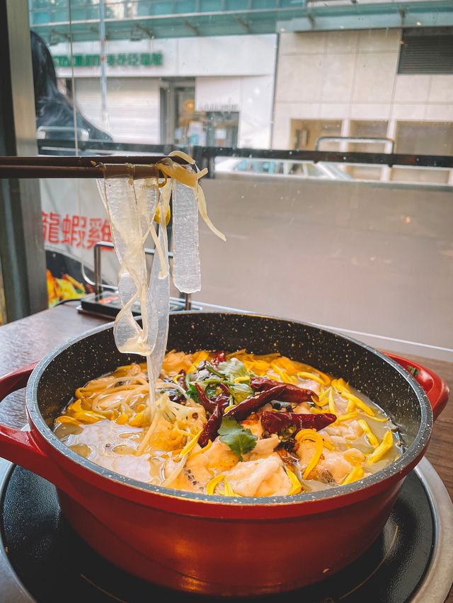 旺角川菜 必試冷鍋酸菜魚 @811sichuancuisine 