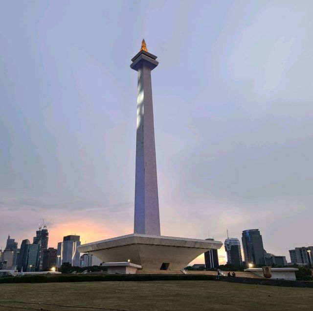 Tugu monument national (Monas)
