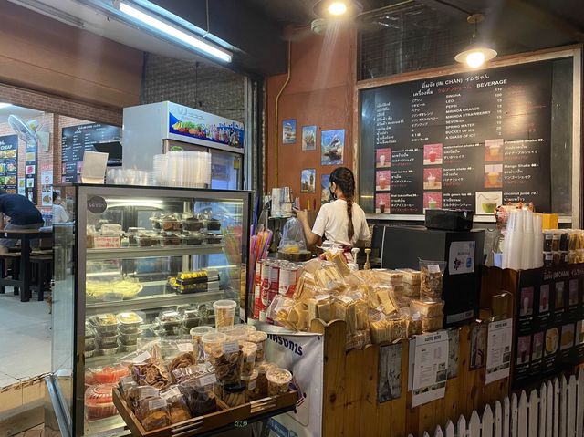 ร้านอาหาร อิ่มจัง ThaiFood 