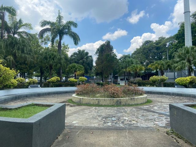 Laman Tasik Pandan at Taman Molek JB