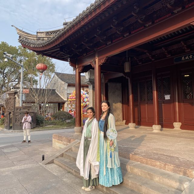 A True Chinese Experience 🏮🎎 A True Chinese Experience 🏮🎎