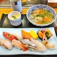 【寿司ランチ】町のすし家 四季花まる すすきの店