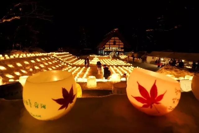 Hot springs in the snow, Hokkaido's "Jozankei Onsen".