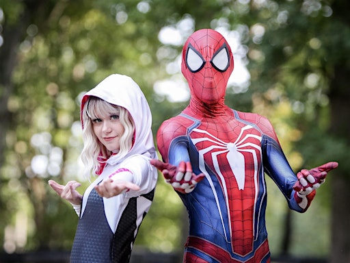 Water Safety Day with Spider-Man & Spider-Gwen! | Goldfish Swim School - Sylvania