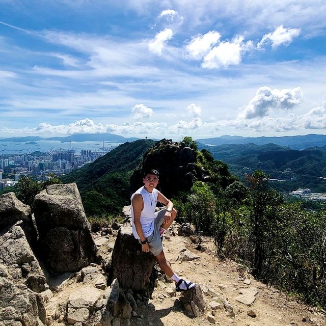 沙田友 必行 獅子山同望夫石