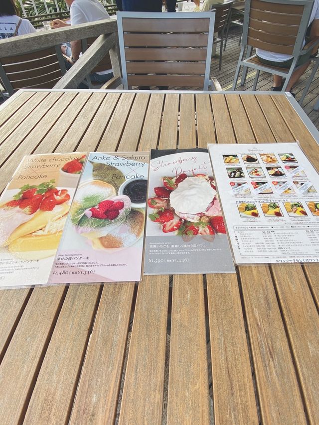 【沖縄】幸せのパンケーキ🥞✨飛行機みえます🛫
