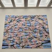 【東京】今注目のダミアンハースト 桜展