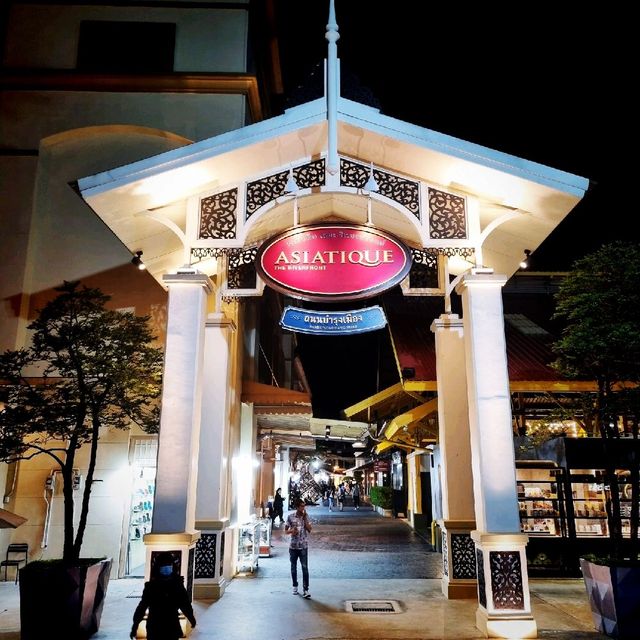 Popular Tourist Attraction Asiatique