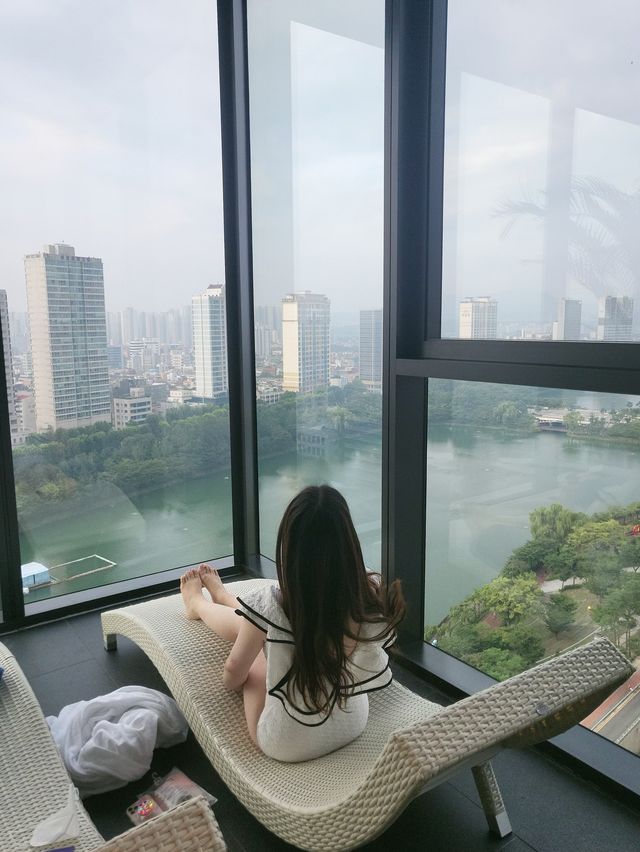 환상적인 뷰를 보면서 호캉스가 가능한 ‘소피텔 앰배서더 서울’