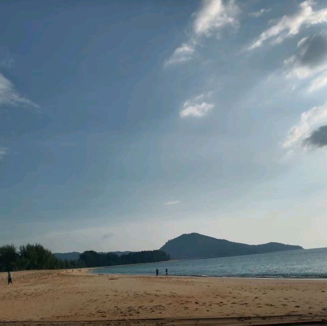 #หาดไม้ขาว #หาดสนามบิน @ภูเก็ต