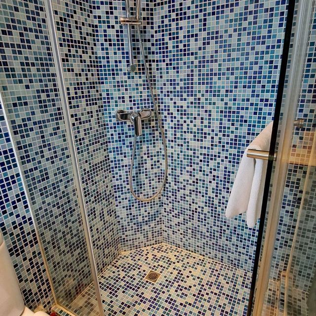 Knutsford Hotel