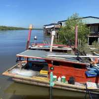 Fresh and delicious seafood Pasir Penambang