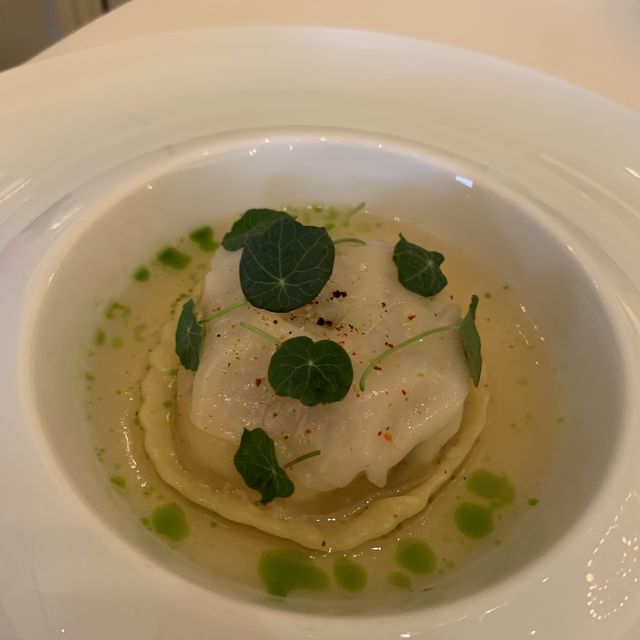 2022的第一次法國大餐 - The Peninsula Hong Kong