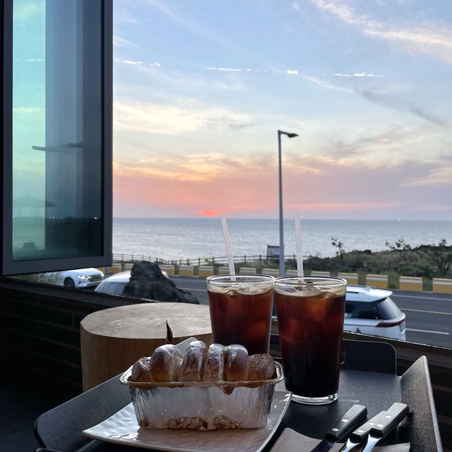 찐 노을 맛집! 애월 카페 <노을리>